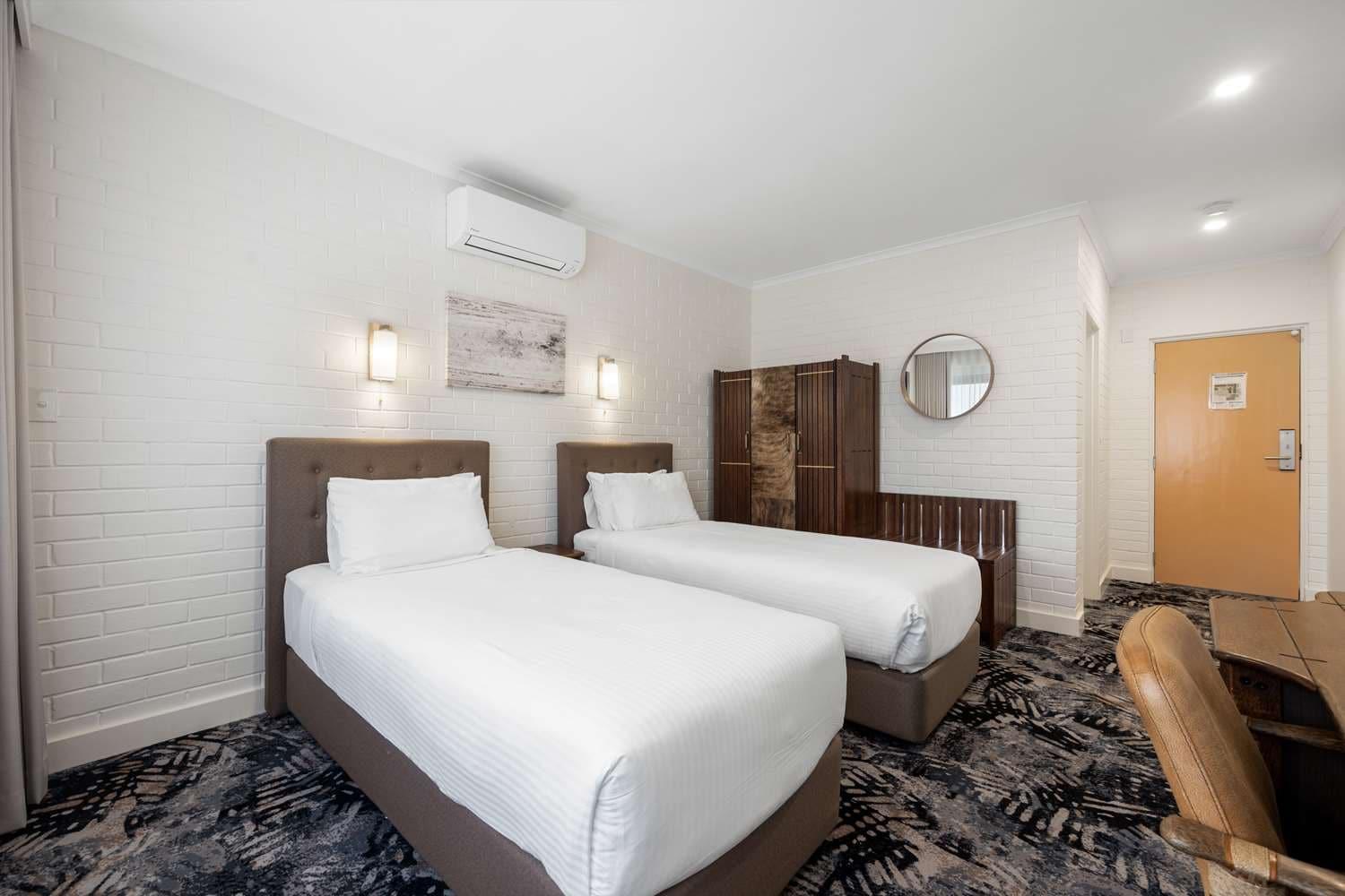 Best Western Adelaide Airport Exterior photo