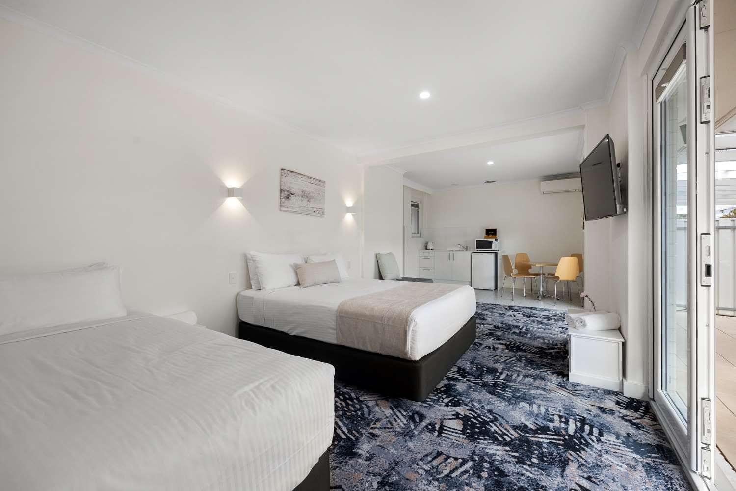 Best Western Adelaide Airport Exterior photo
