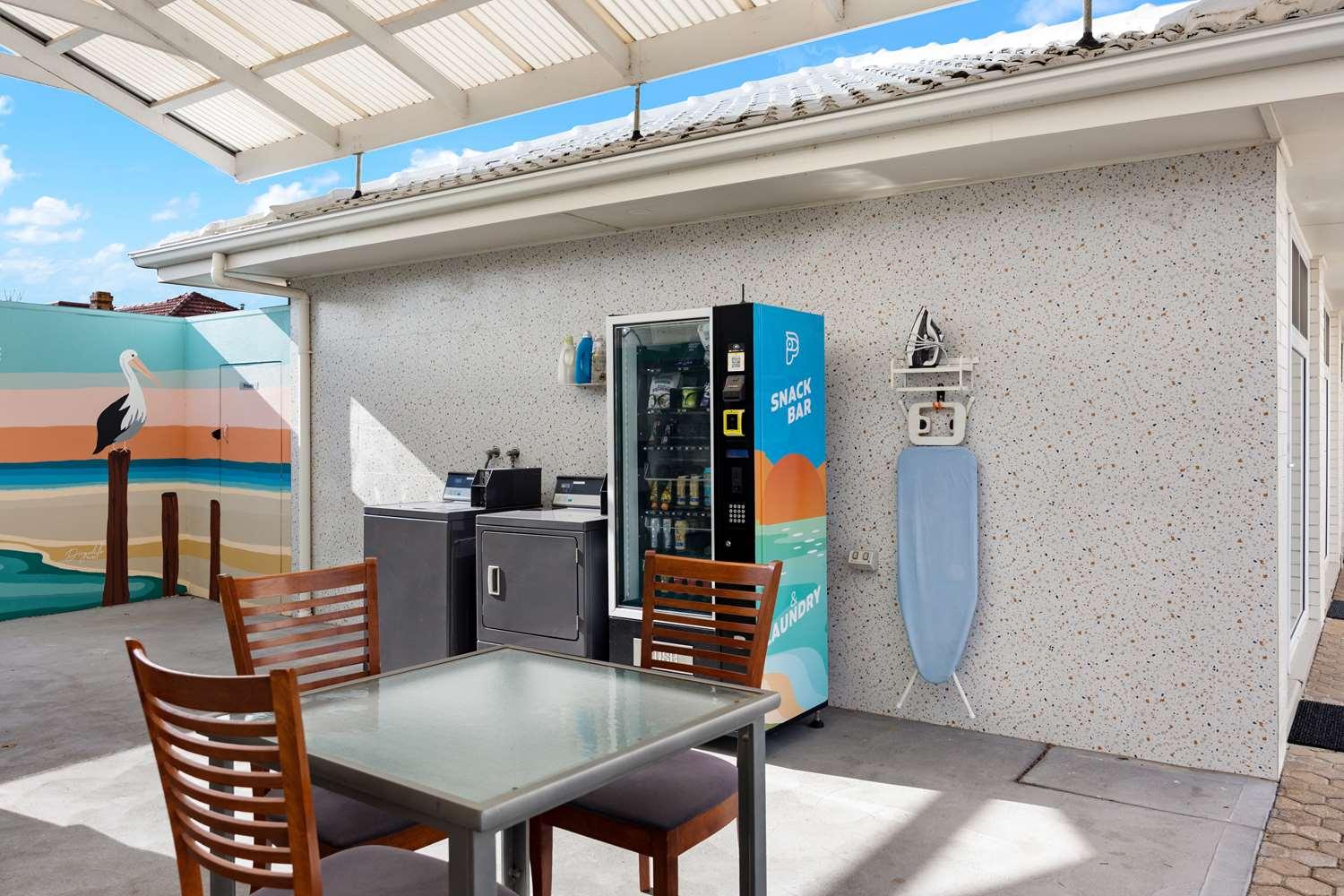 Best Western Adelaide Airport Exterior photo